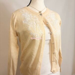 Chic Cream Embroidered Women's Cardigan